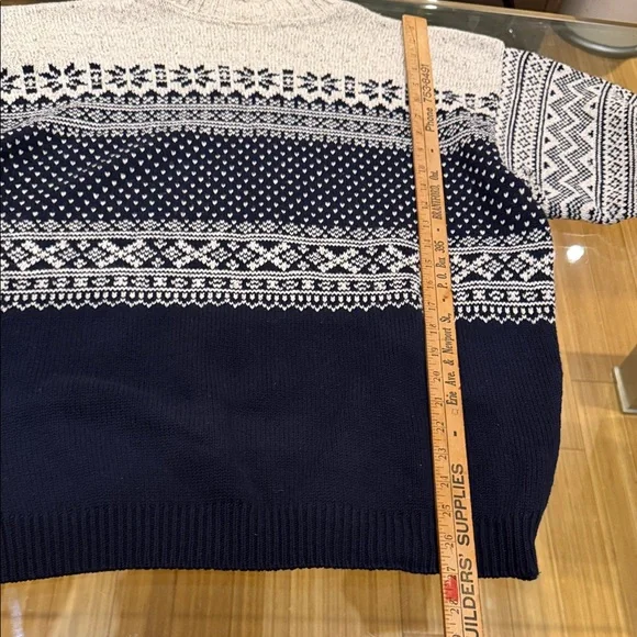 Cozy Cowl Turtleneck Sweater in Ivory and Navy - Picture 4 of 5